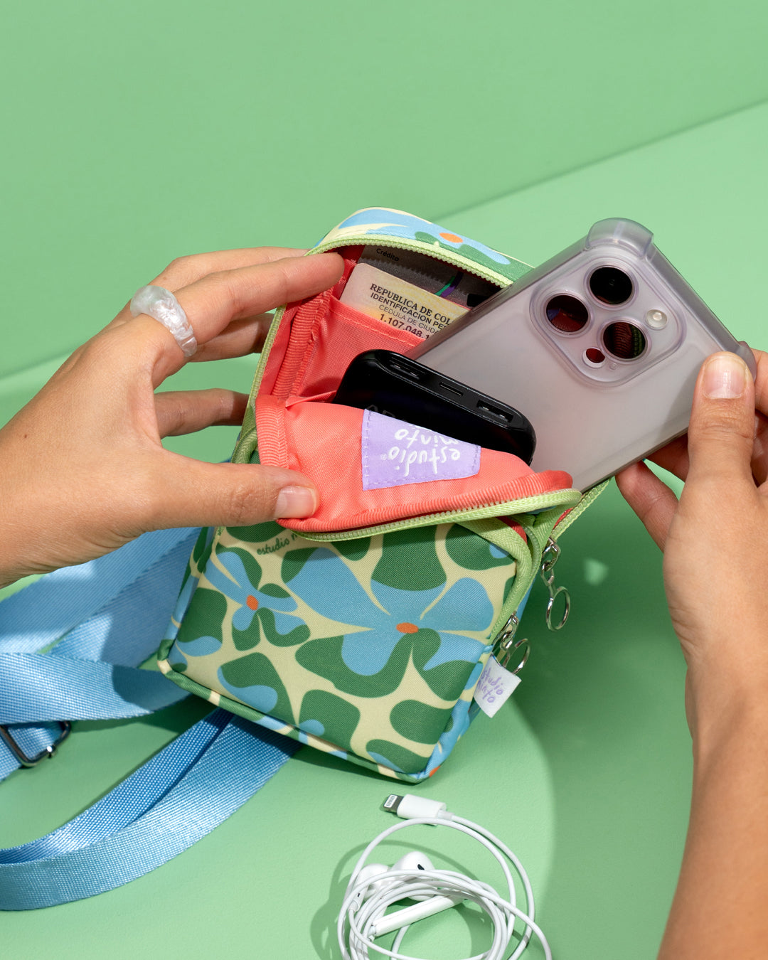 Bolso Porta Celular Bubble Flowers