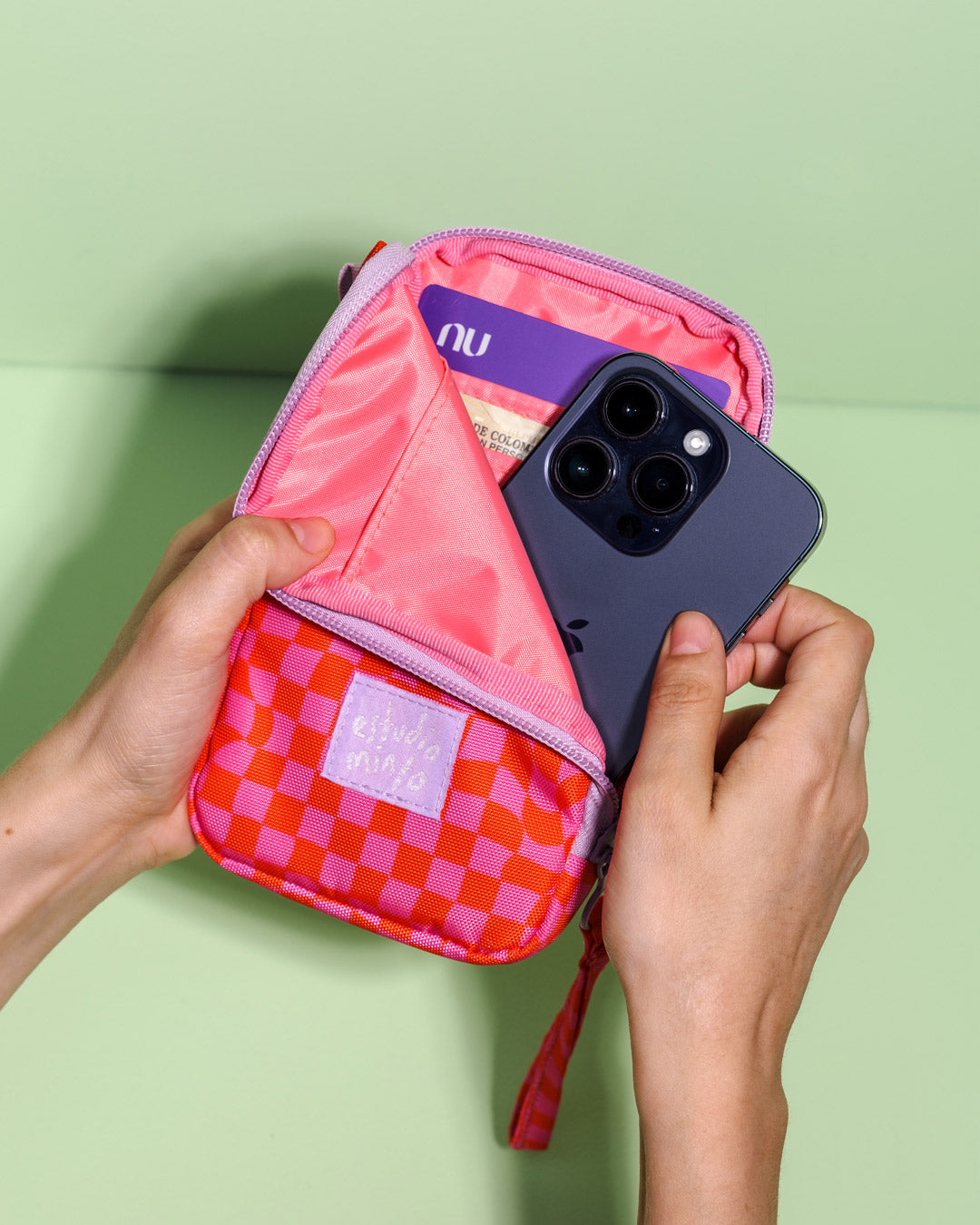 Cell Wallet Cherry Checkers