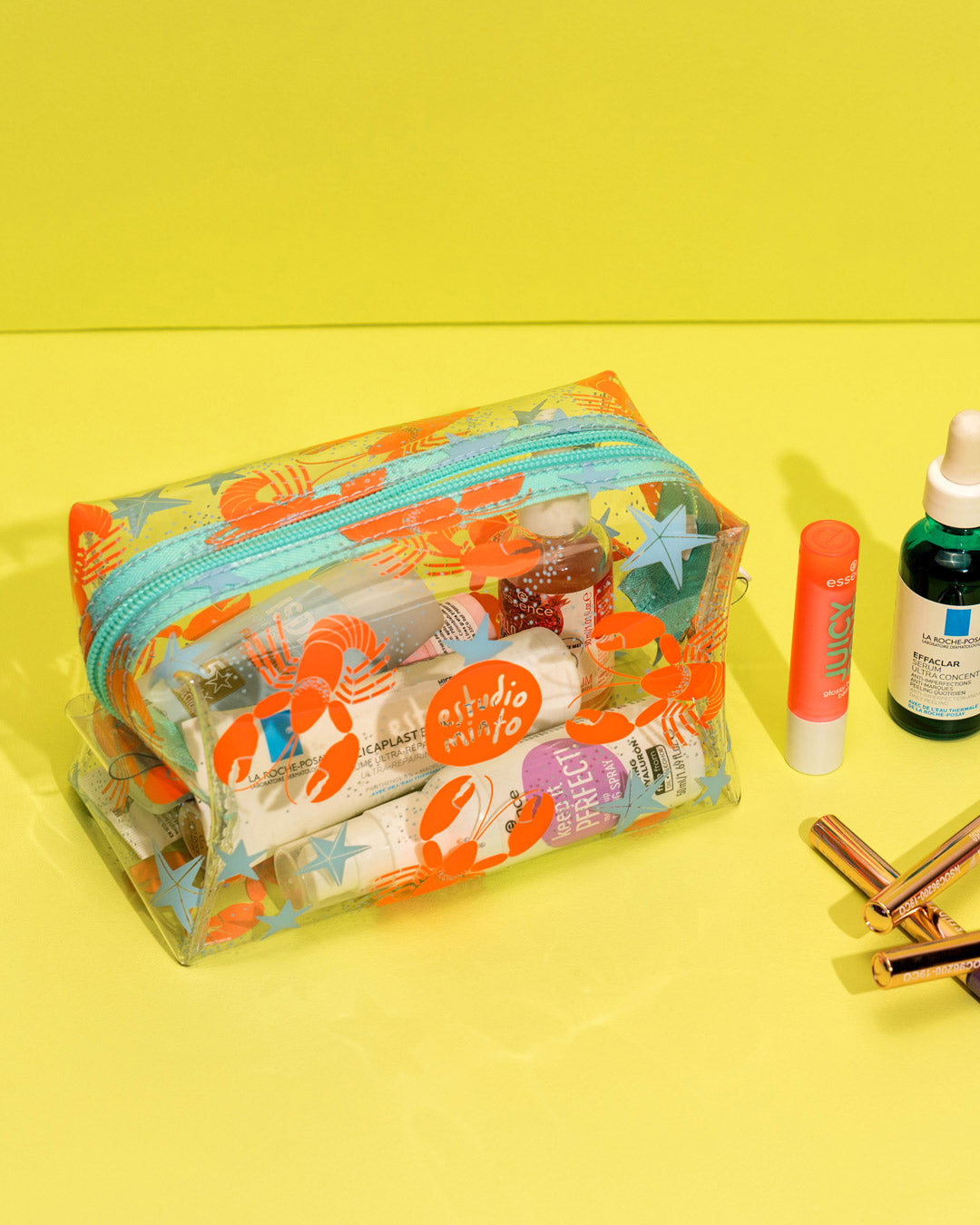 Cosmetiquera Black Lobster Coral