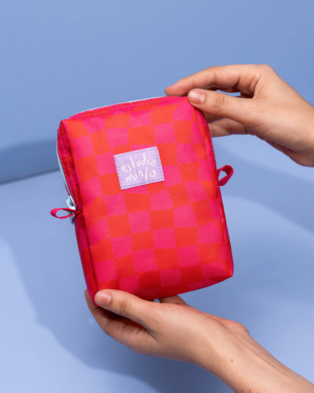 Estuche- Portacables Cherry Checkers
